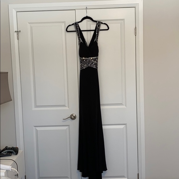 Formal/Prom dress - Picture 1 of 5